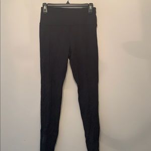 NWOT Fabletics Leggings